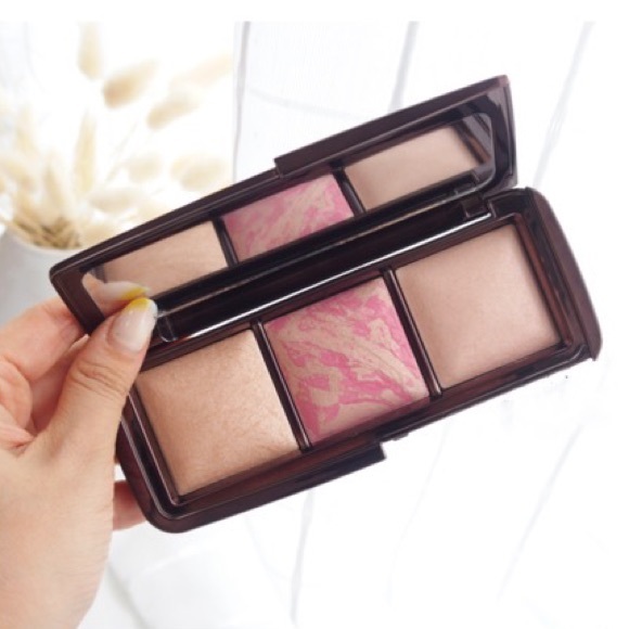 Hourglass Other - 🎉SALE🎉 Hourglass Ambient Lighting Palette Luminous Edit